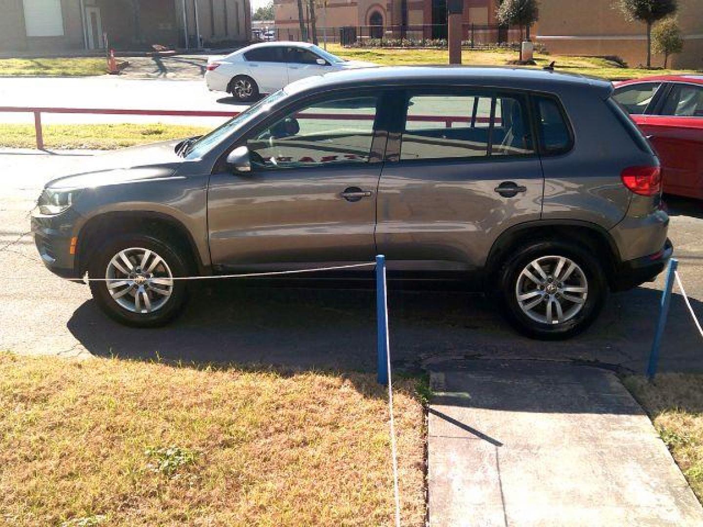 2012 Pepper Gray Metallic /Black Cloth Interior Volkswagen Tiguan S (WVGAV7AX1CW) with an 2.0L L4 DOHC 16V TUR engine, 6-Speed Automatic transmission, located at 116 N. Frazier Street, Conroe, TX, 77301, (936) 647-0690, 30.308662, -95.460480 - Photo#3