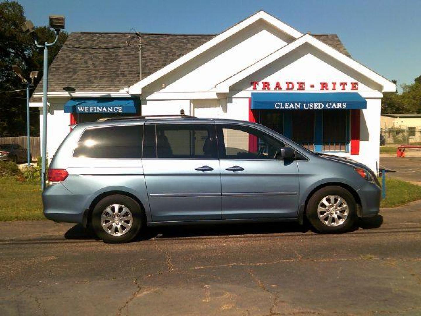 2010 Bali Blue Pearl /Gray Leather Interio Honda Odyssey EX-L w/ DVD and Navi (5FNRL3H71AB) with an 3.5L V6 SOHC 24V engine, 5-Speed Automatic transmission, located at 116 N. Frazier Street, Conroe, TX, 77301, (936) 647-0690, 30.308662, -95.460480 - Photo#0