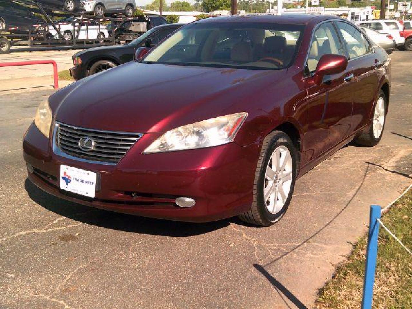 2007 Royal Ruby Metallic /Cashmere Leather Int Lexus ES 350 Sedan (JTHBJ46G672) with an 3.5L V6 DOHC 24V engine, 6-Speed Automatic transmission, located at 116 N. Frazier Street, Conroe, TX, 77301, (936) 647-0690, 30.308662, -95.460480 - Photo#2