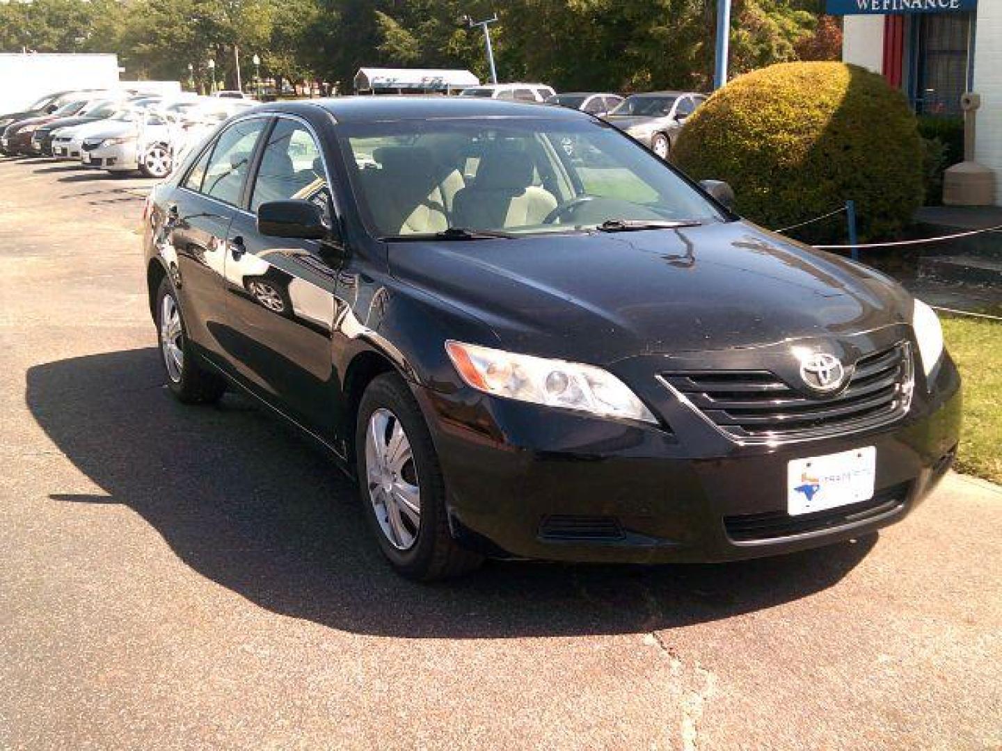 2009 Black /Ash Cloth Interior Toyota Camry LE 5-Spd AT (4T4BE46K09R) with an 2.4L L4 DOHC 16V engine, 5-Speed Automatic transmission, located at 116 N. Frazier Street, Conroe, TX, 77301, (936) 647-0690, 30.308662, -95.460480 - Photo#1