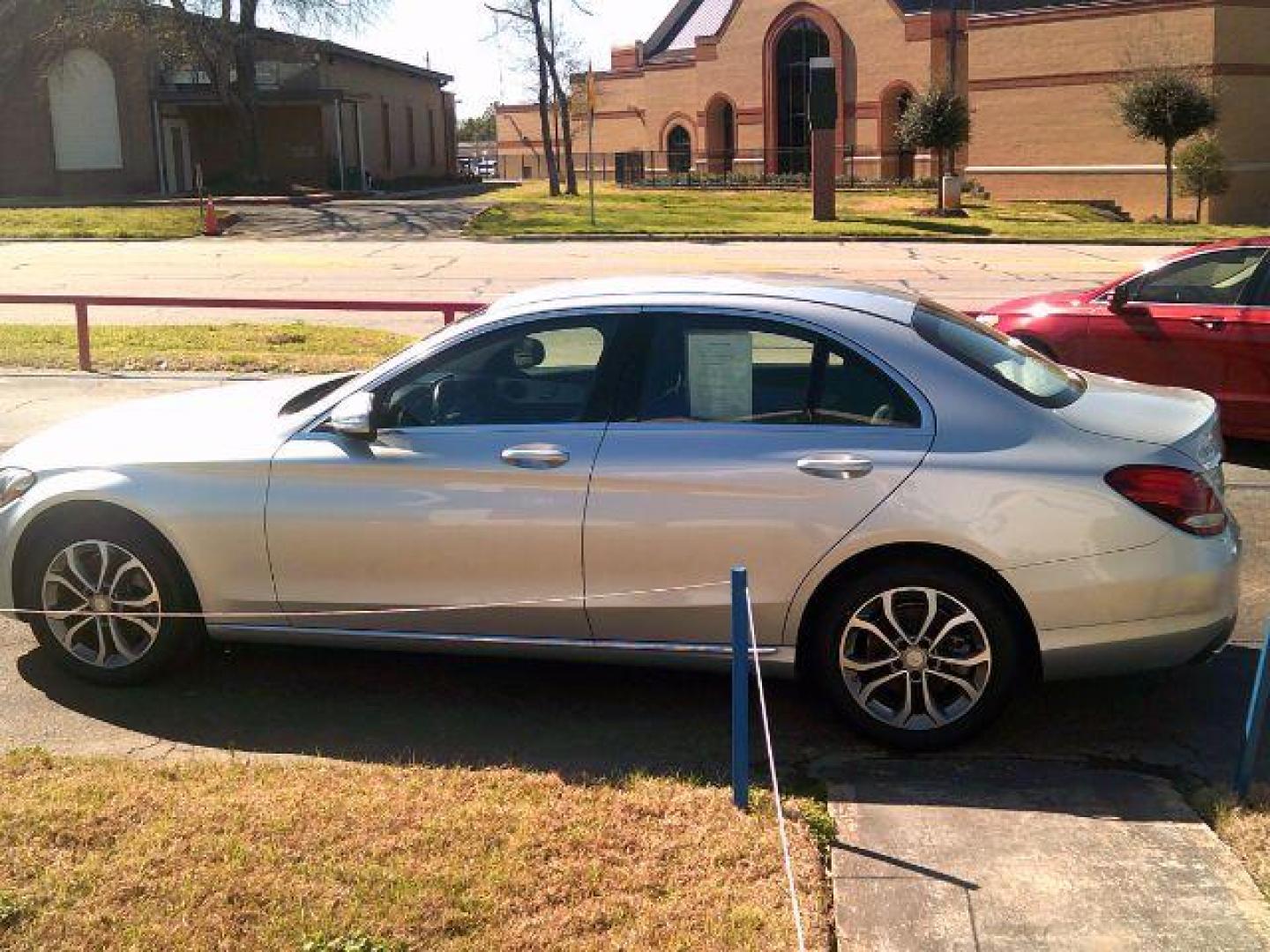 2015 Palladium Silver Metallic /Black, leather Mercedes-Benz C-Class C300 4MATIC Sedan (55SWF4KB4FU) with an 2.0L L4 DOHC 16V engine, 7-Speed Automatic transmission, located at 116 N. Frazier Street, Conroe, TX, 77301, (936) 647-0690, 30.308662, -95.460480 - Photo#3