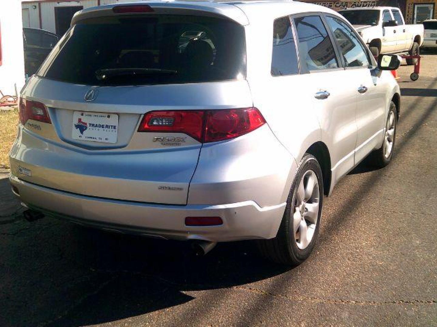 2008 Alabaster Silver Metallic /Taupe Leather Interior Acura RDX 5-Spd AT (5J8TB182X8A) with an 2.3L L4 DOHC 16V engine, 5-Speed Automatic transmission, located at 116 N. Frazier Street, Conroe, TX, 77301, (936) 647-0690, 30.308662, -95.460480 - Photo#5