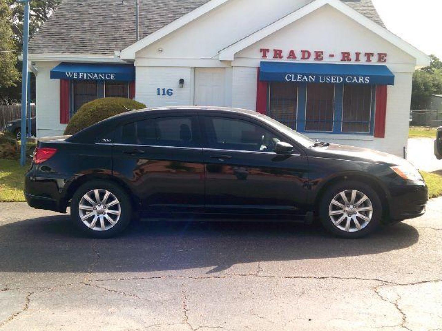 2011 Black Chrysler 200 Touring (1C3BC1FG4BN) with an 3.6L V6 DOHC 24V FFV engine, 6-Speed Automatic transmission, located at 116 N. Frazier Street, Conroe, TX, 77301, (936) 647-0690, 30.308662, -95.460480 - Photo#0