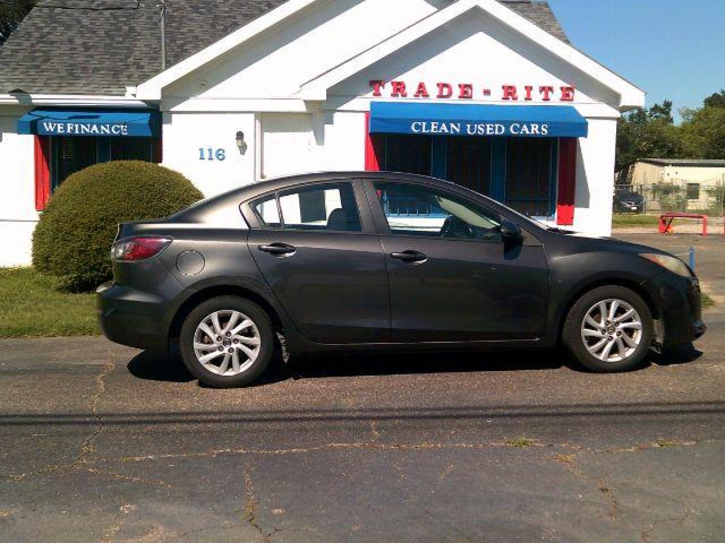 2013 Dolphin Gray Mica /Black Mazda MAZDA3 i Touring AT 4-Door (JM1BL1V7XD1) with an 2.0L L4 DOHC 16V engine, 5-Speed Automatic transmission, located at 116 N. Frazier Street, Conroe, TX, 77301, (936) 647-0690, 30.308662, -95.460480 - Photo#0