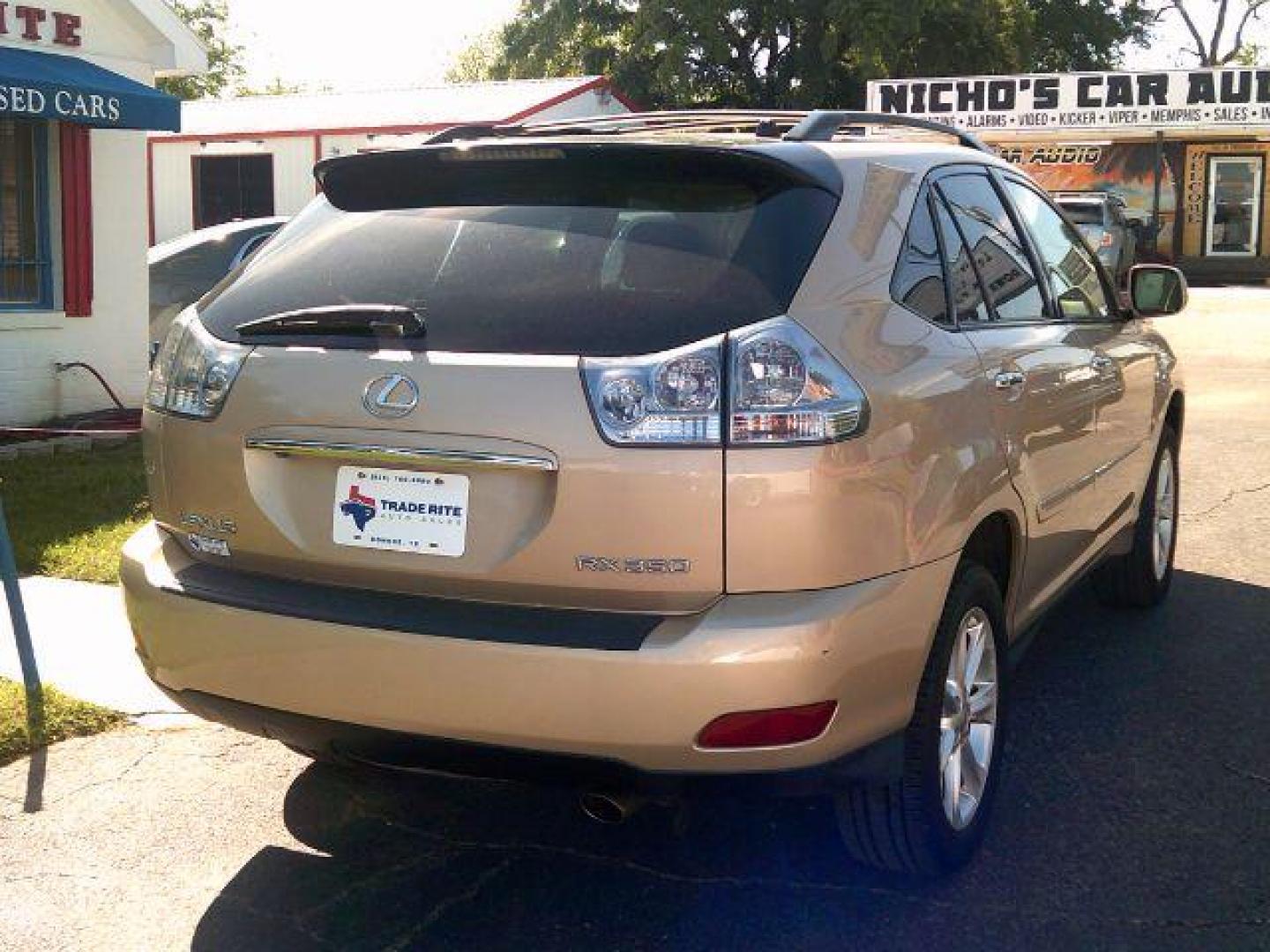 2009 Golden Almond Metallic /Ivory Leather Interior Lexus RX 350 AWD (2T2HK31U69C) with an 3.5L V6 DOHC 24V engine, 5-Speed Automatic transmission, located at 116 N. Frazier Street, Conroe, TX, 77301, (936) 647-0690, 30.308662, -95.460480 - Photo#5