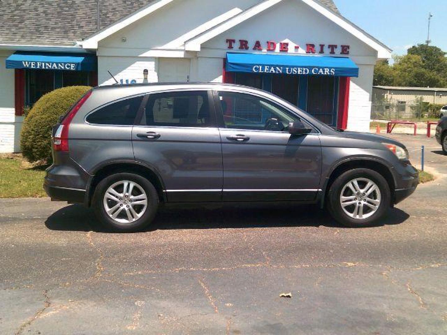 2010 Urban Titanium Metallic /Black Leather Interior Honda CR-V EX-L 4WD 5-Speed AT with Navigation (5J6RE4H7XAL) with an 2.4L L4 DOHC 16V engine, 5-Speed Automatic transmission, located at 116 N. Frazier Street, Conroe, TX, 77301, (936) 647-0690, 30.308662, -95.460480 - Photo#0