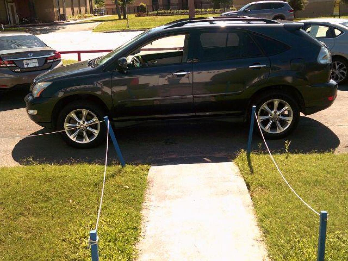 2009 Smoky Granite Mica /Light Gray Leather Interior Lexus RX 350 FWD (2T2GK31U99C) with an 3.5L V6 DOHC 24V engine, 5-Speed Automatic transmission, located at 116 N. Frazier Street, Conroe, TX, 77301, (936) 647-0690, 30.308662, -95.460480 - Photo#3