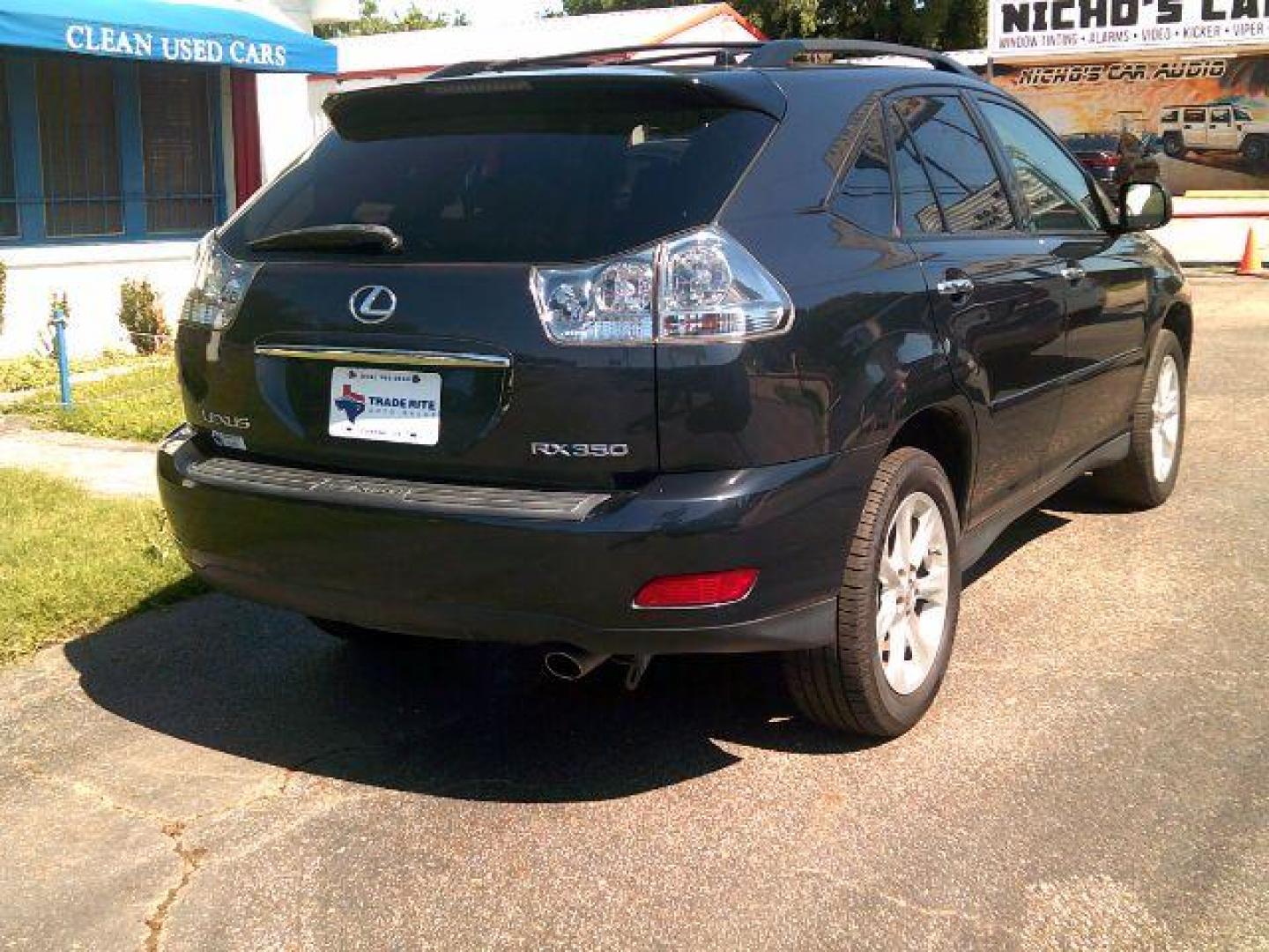 2009 Smoky Granite Mica /Light Gray Leather Interior Lexus RX 350 FWD (2T2GK31U99C) with an 3.5L V6 DOHC 24V engine, 5-Speed Automatic transmission, located at 116 N. Frazier Street, Conroe, TX, 77301, (936) 647-0690, 30.308662, -95.460480 - Photo#5