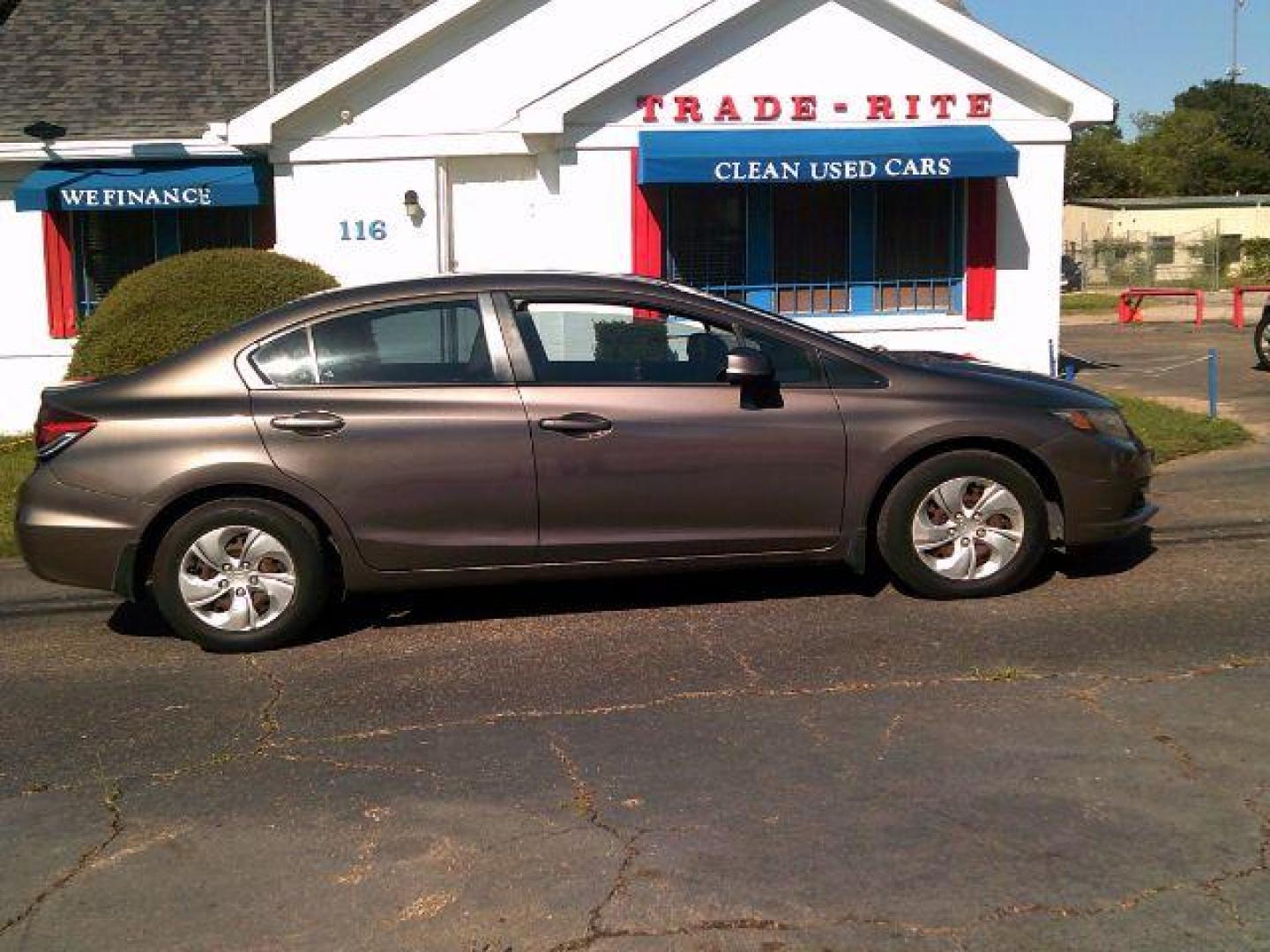 2013 Urban Titanium Metallic /Stone Cloth Interior Honda Civic LX Sedan 5-Speed AT (2HGFB2F57DH) with an 1.8L L4 SOHC 16V engine, 5-Speed Automatic transmission, located at 116 N. Frazier Street, Conroe, TX, 77301, (936) 647-0690, 30.308662, -95.460480 - Photo#0