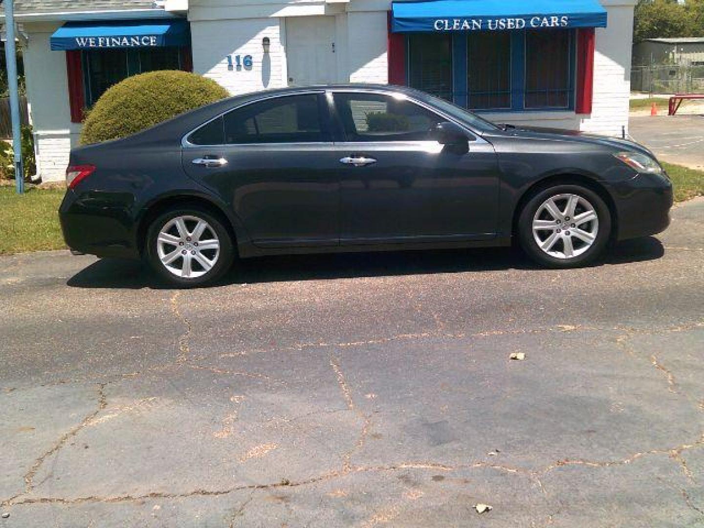 2009 Smoky Granite Mica /Light Gray Leather Interior Lexus ES 350 Sedan (JTHBJ46G292) with an 3.5L V6 DOHC 24V engine, 6-Speed Automatic transmission, located at 116 N. Frazier Street, Conroe, TX, 77301, (936) 647-0690, 30.308662, -95.460480 - Photo#0