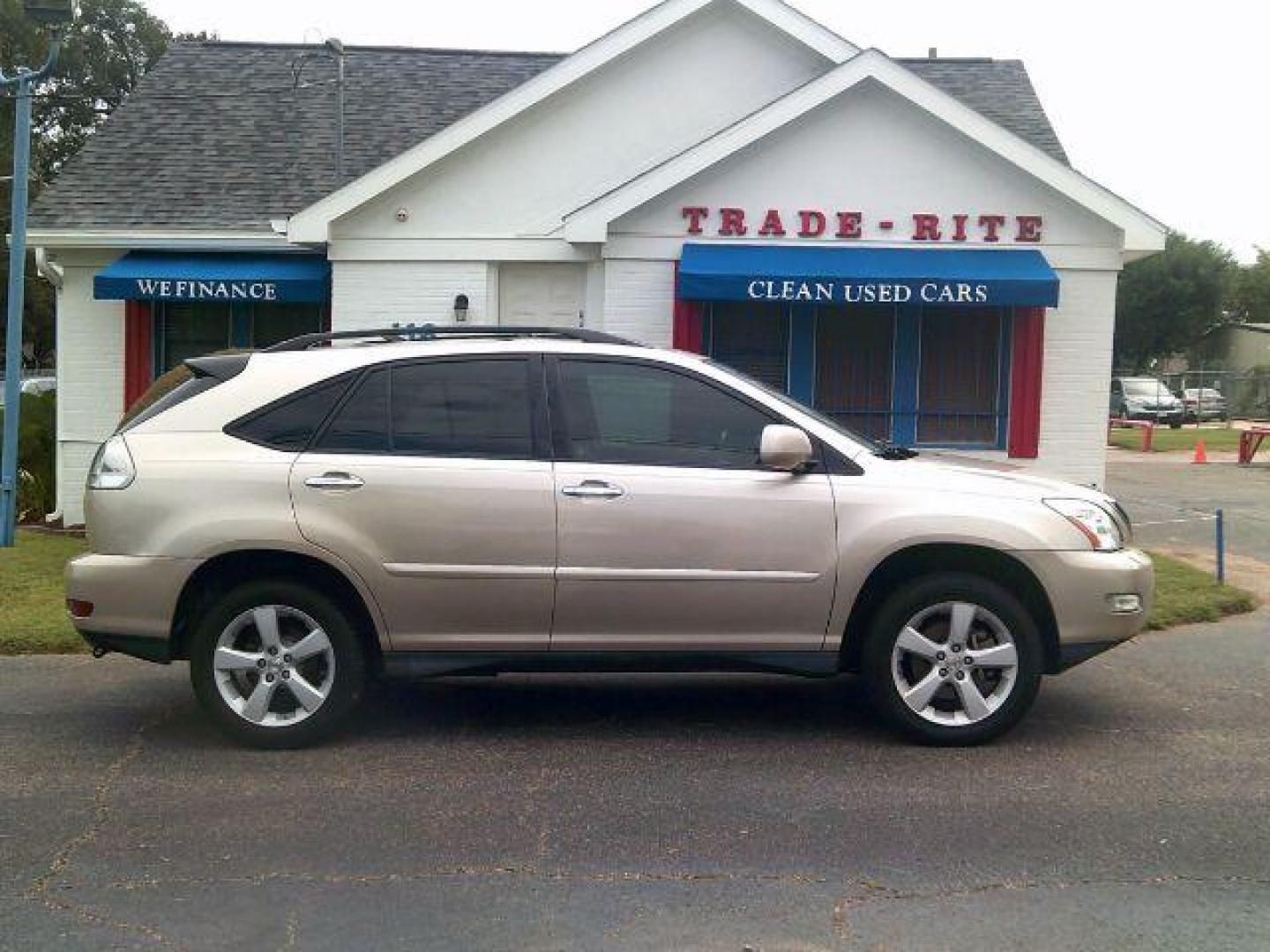 2008 Gold /Tan Leather Lexus RX 350 FWD (2T2GK31U98C) with an 3.5L V6 DOHC 24V engine, 5-Speed Automatic transmission, located at 116 N. Frazier Street, Conroe, TX, 77301, (936) 647-0690, 30.308662, -95.460480 - Photo#0