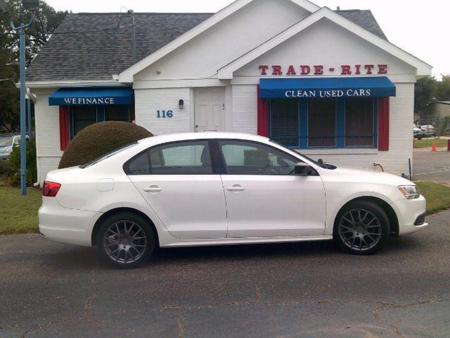 2013 Candy White /Titan Black Volkswagen Jetta S (3VW2K7AJ2DM) with an 2.0L L4 DOHC 16V engine, located at 116 N. Frazier Street, Conroe, TX, 77301, (936) 647-0690, 30.308662, -95.460480 - Photo#0