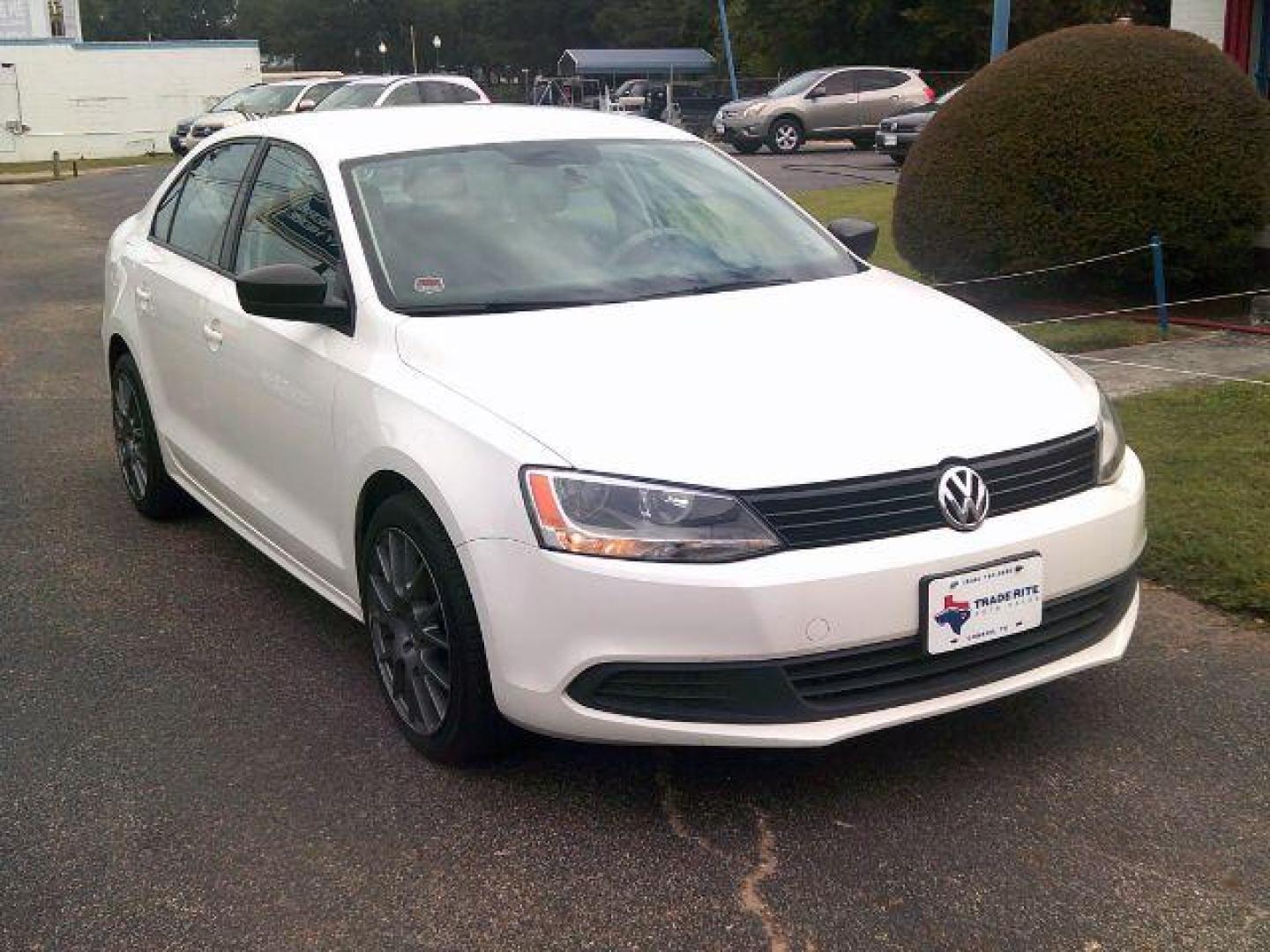 2013 Candy White /Titan Black Volkswagen Jetta S (3VW2K7AJ2DM) with an 2.0L L4 DOHC 16V engine, located at 116 N. Frazier Street, Conroe, TX, 77301, (936) 647-0690, 30.308662, -95.460480 - Photo#1