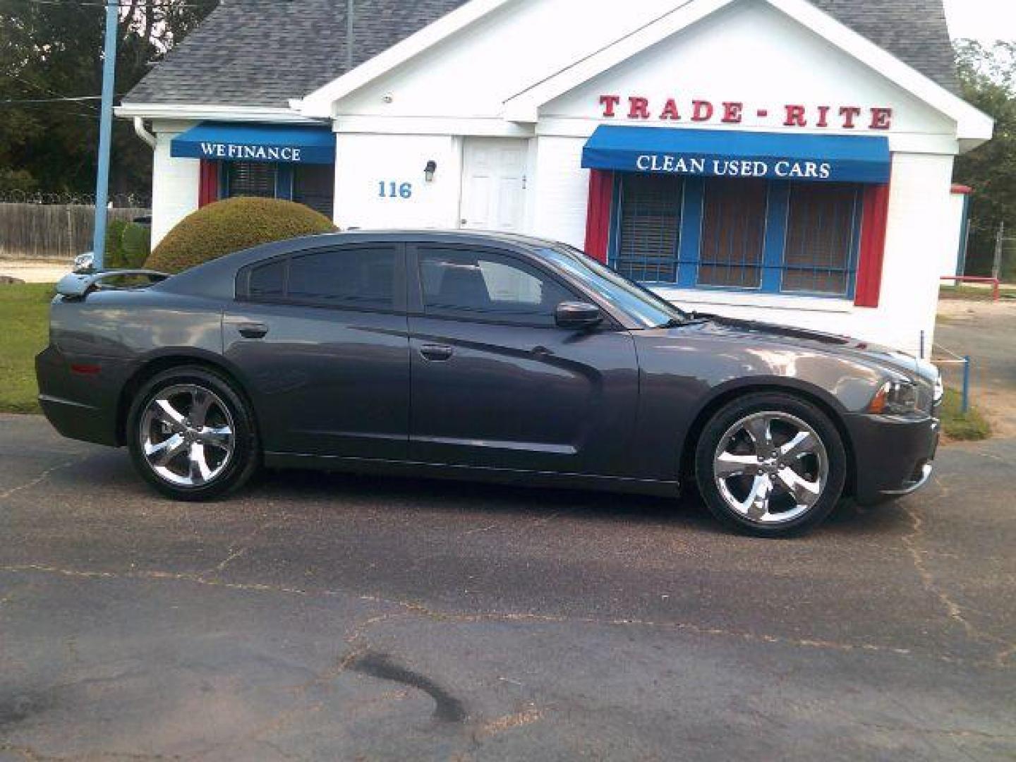 2013 Granite Crystal Metallic /Black Cloth Interior Dodge Charger SE (2C3CDXBG9DH) with an 3.6L V6 DOHC 24V engine, 5-Speed Automatic transmission, located at 116 N. Frazier Street, Conroe, TX, 77301, (936) 647-0690, 30.308662, -95.460480 - Photo#0