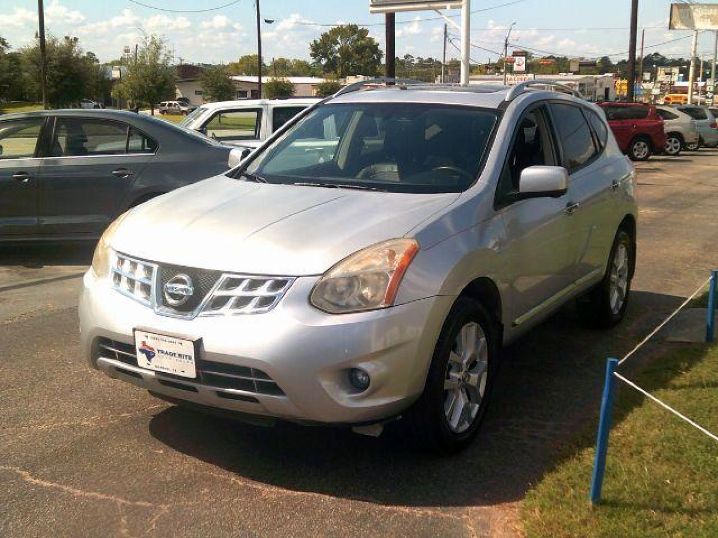 2012 SILVER /BLACK LEATHER Nissan Rogue SL AWD (JN8AS5MV4CW) , AUTOMATIC transmission, located at 116 N. Frazier Street, Conroe, TX, 77301, (936) 647-0690, 30.308662, -95.460480 - Photo#2