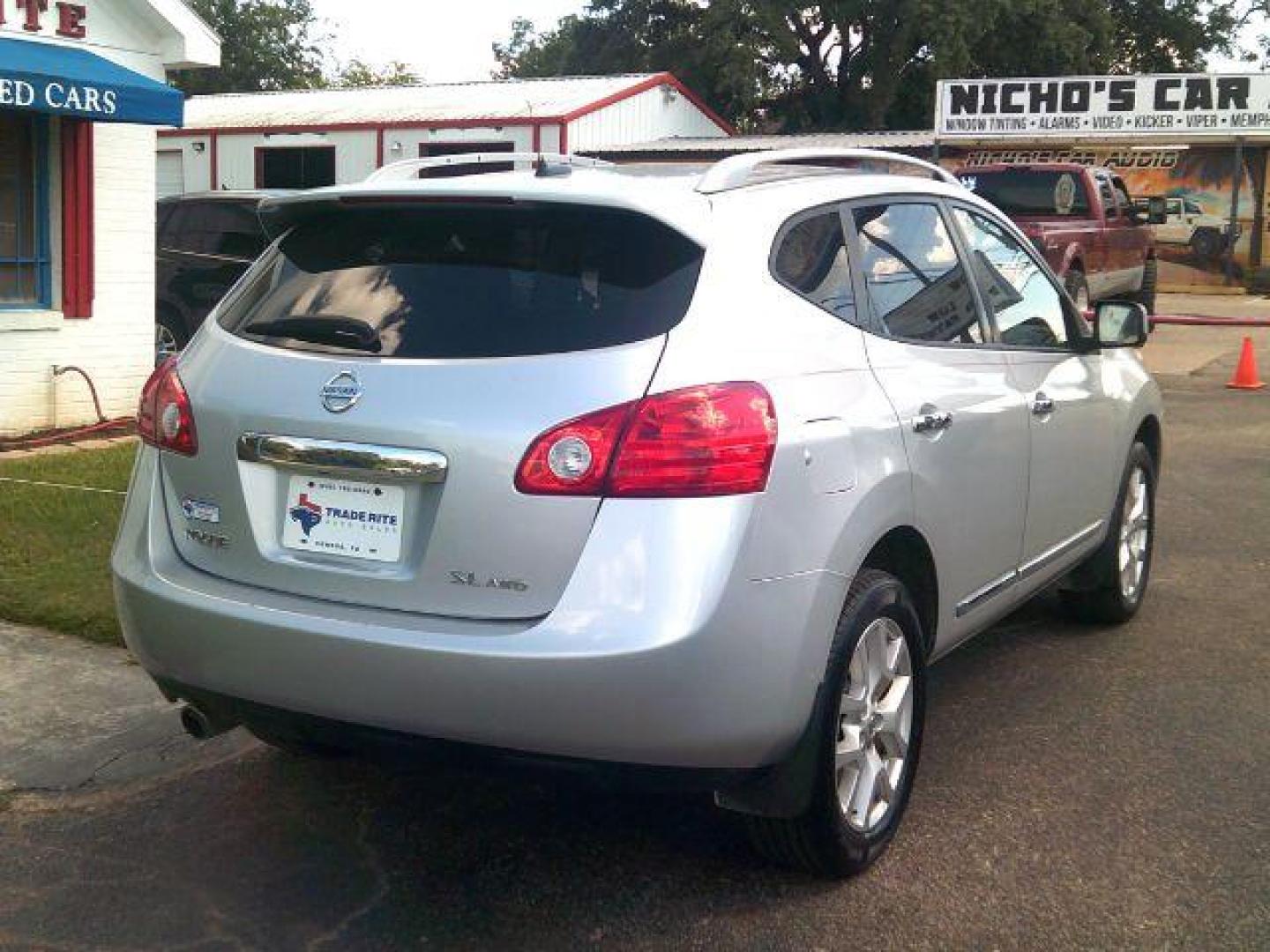 2012 SILVER /BLACK LEATHER Nissan Rogue SL AWD (JN8AS5MV4CW) , AUTOMATIC transmission, located at 116 N. Frazier Street, Conroe, TX, 77301, (936) 647-0690, 30.308662, -95.460480 - Photo#5